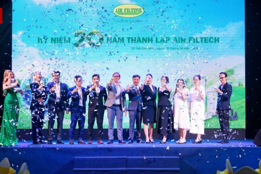 to chuc le ky niem thanh lap cong ty 4