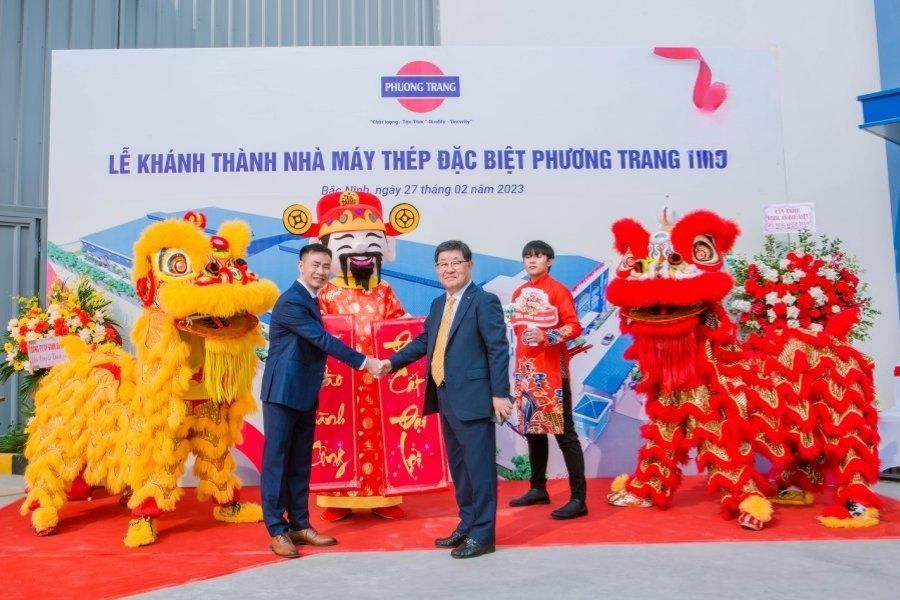 le khanh thanh va le khai truong 1